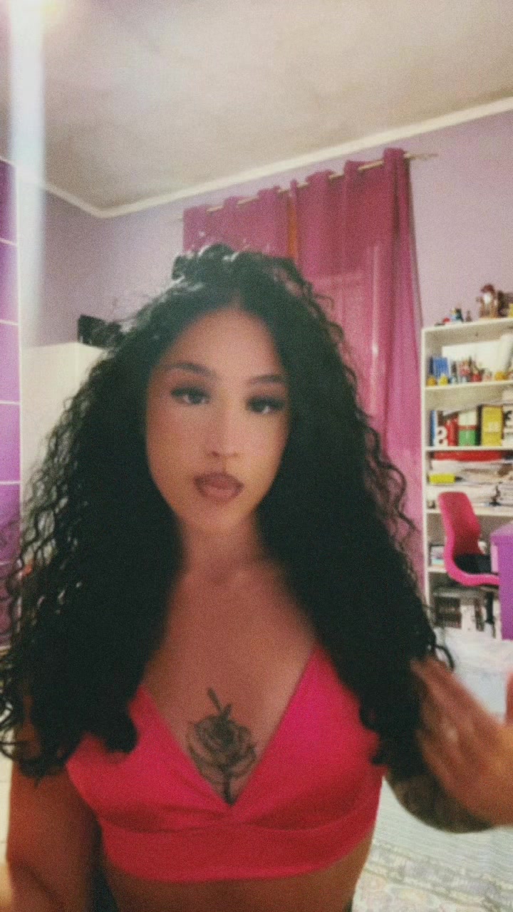 @Aboutmekc_