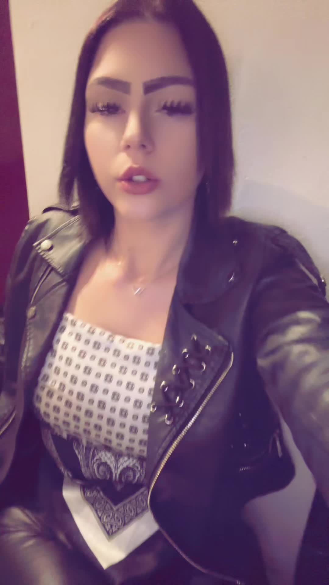 @𝑒𝑣𝑎