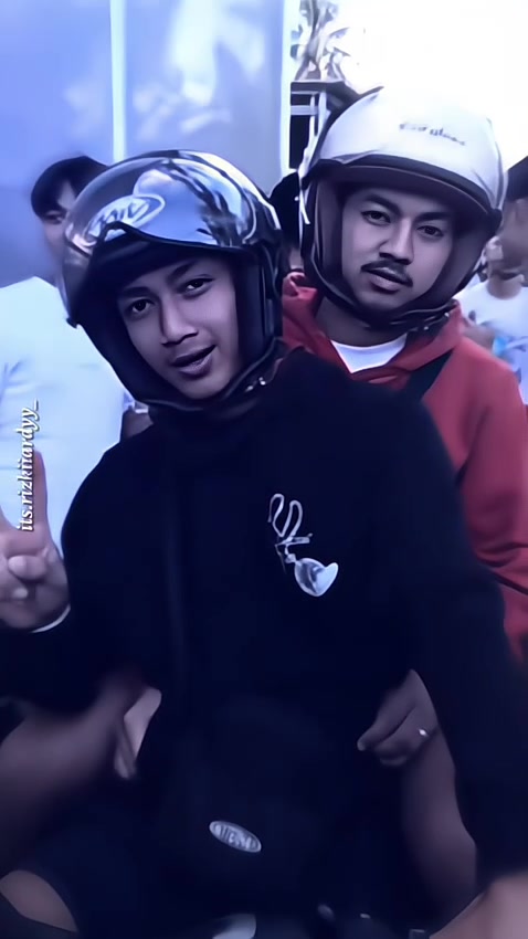@ريسكي