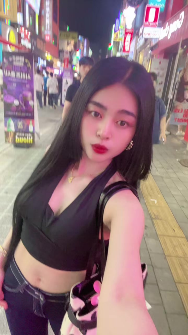 @Oun Sros ๐ค๐ธ