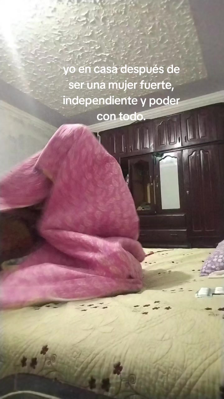 @Canela🐼