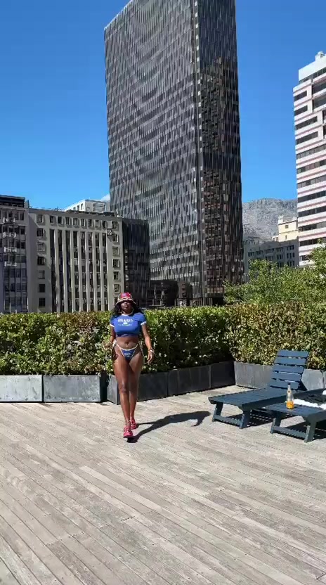 @shelaxblue🦋