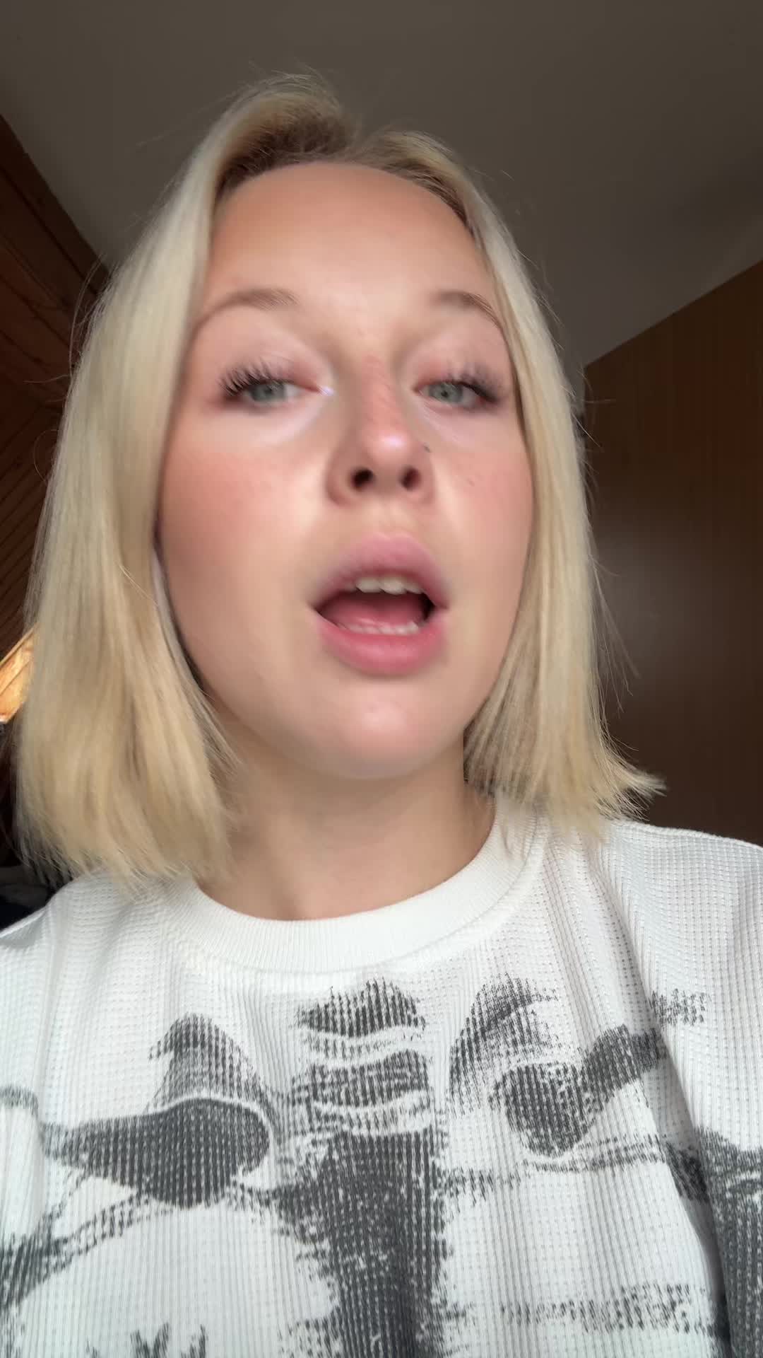 @emelyerdbeer⛓️💥🍓