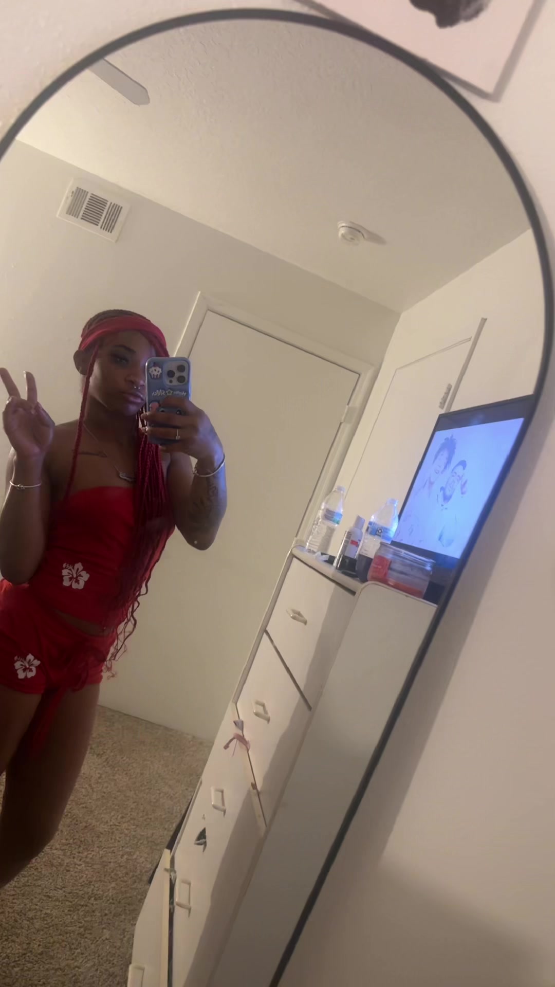@👩🏽&zwj;❤️&zwj;💋&zwj;👩🏽