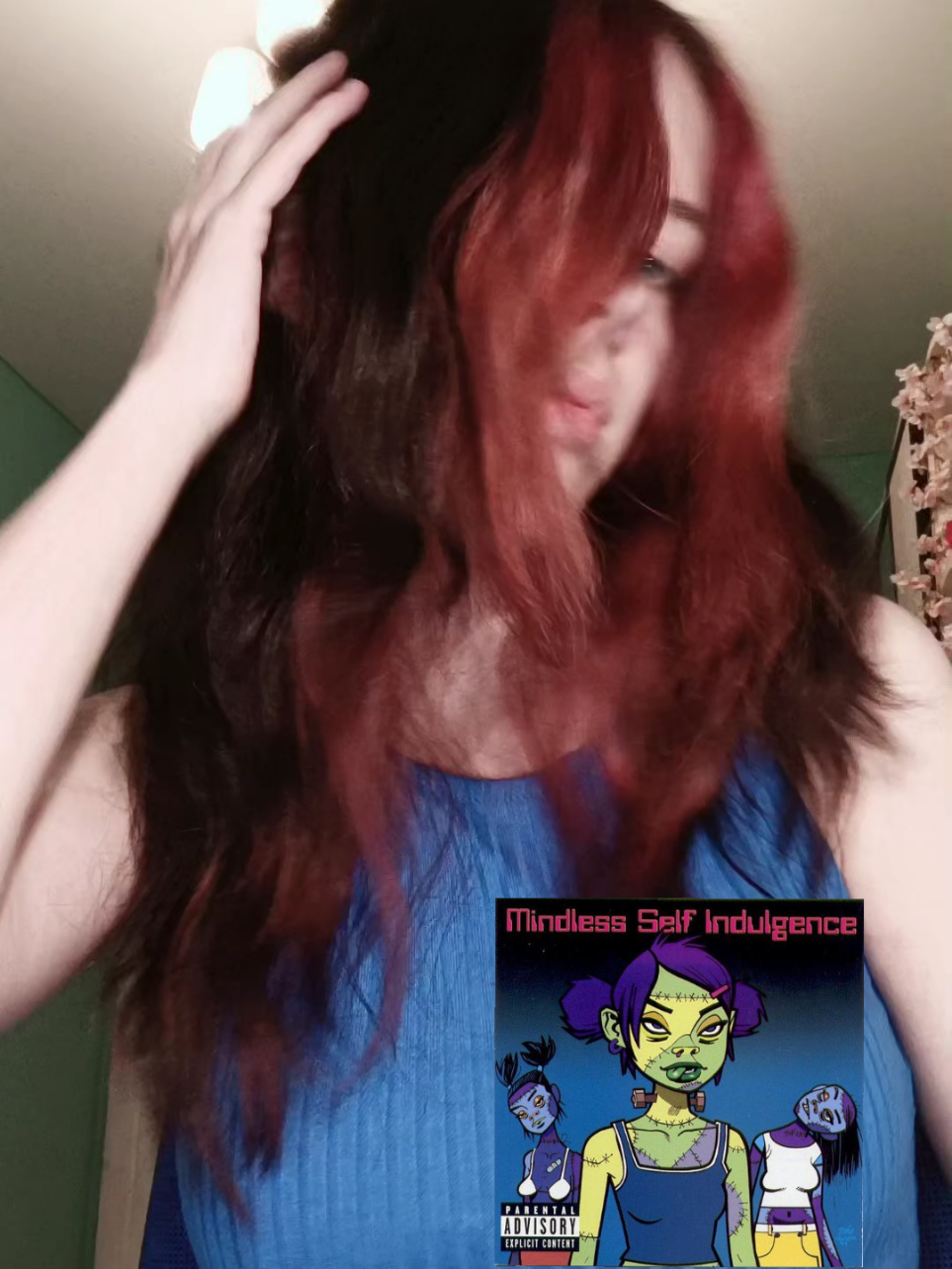 @r3.n0y2