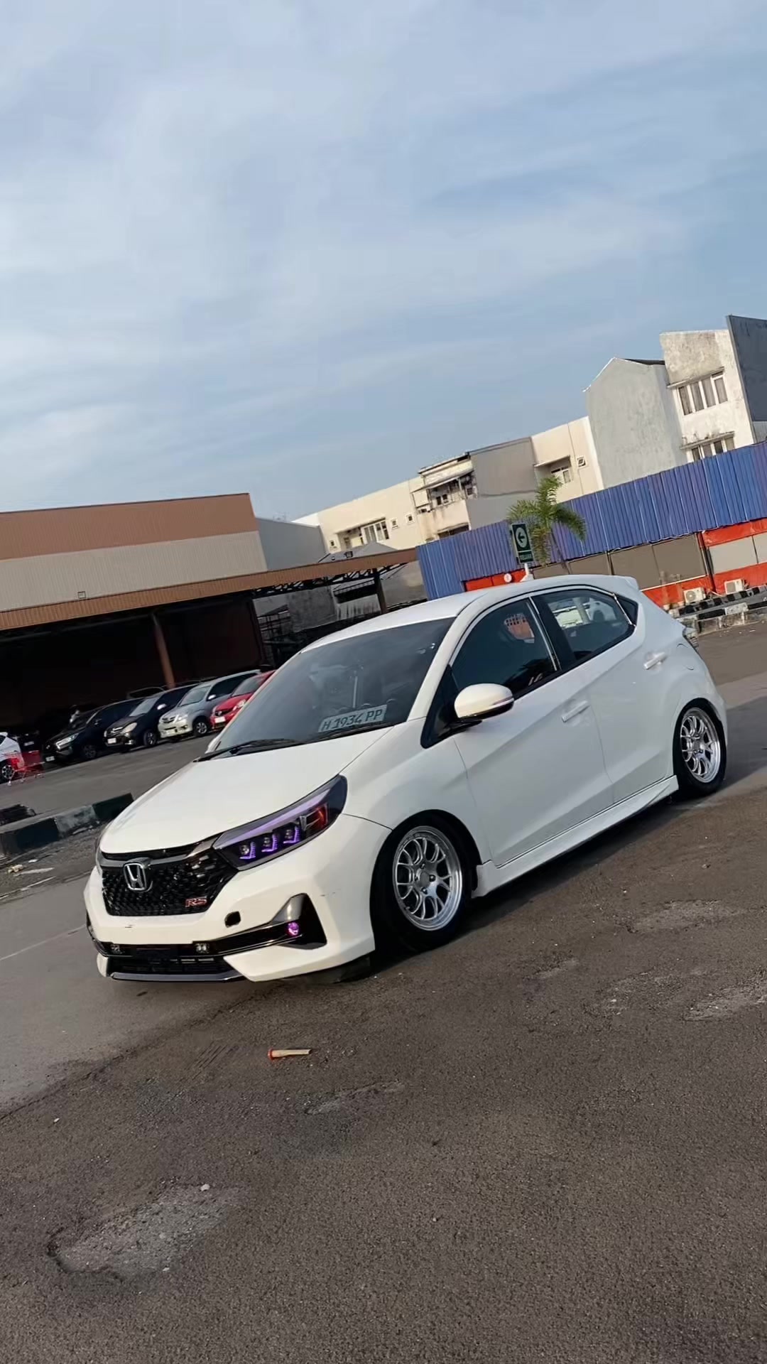@whity.l12