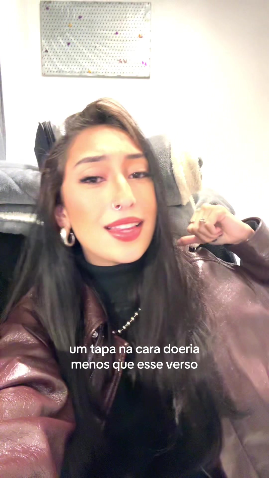 @juliamarcondes._