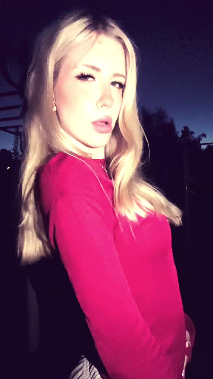 @Катёна💢