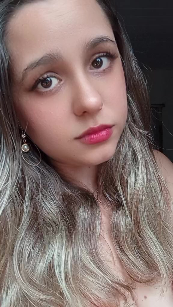 @⚡💄🧩 Jhessy