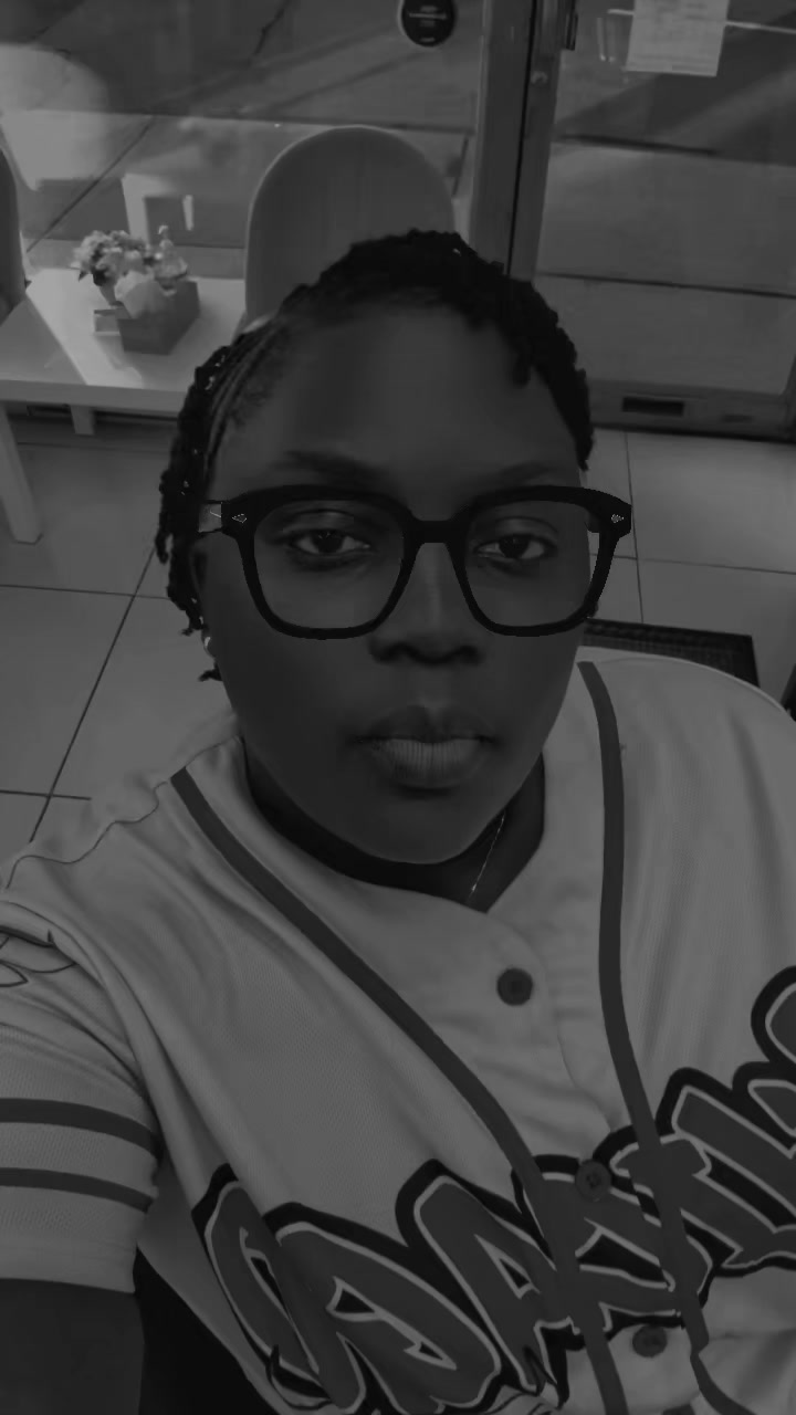 @Proud_Lynn🇺🇬🇨🇦