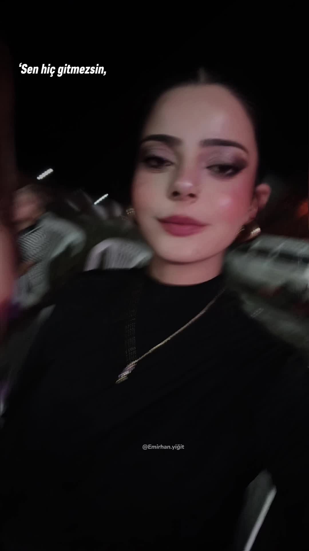 @emoş
