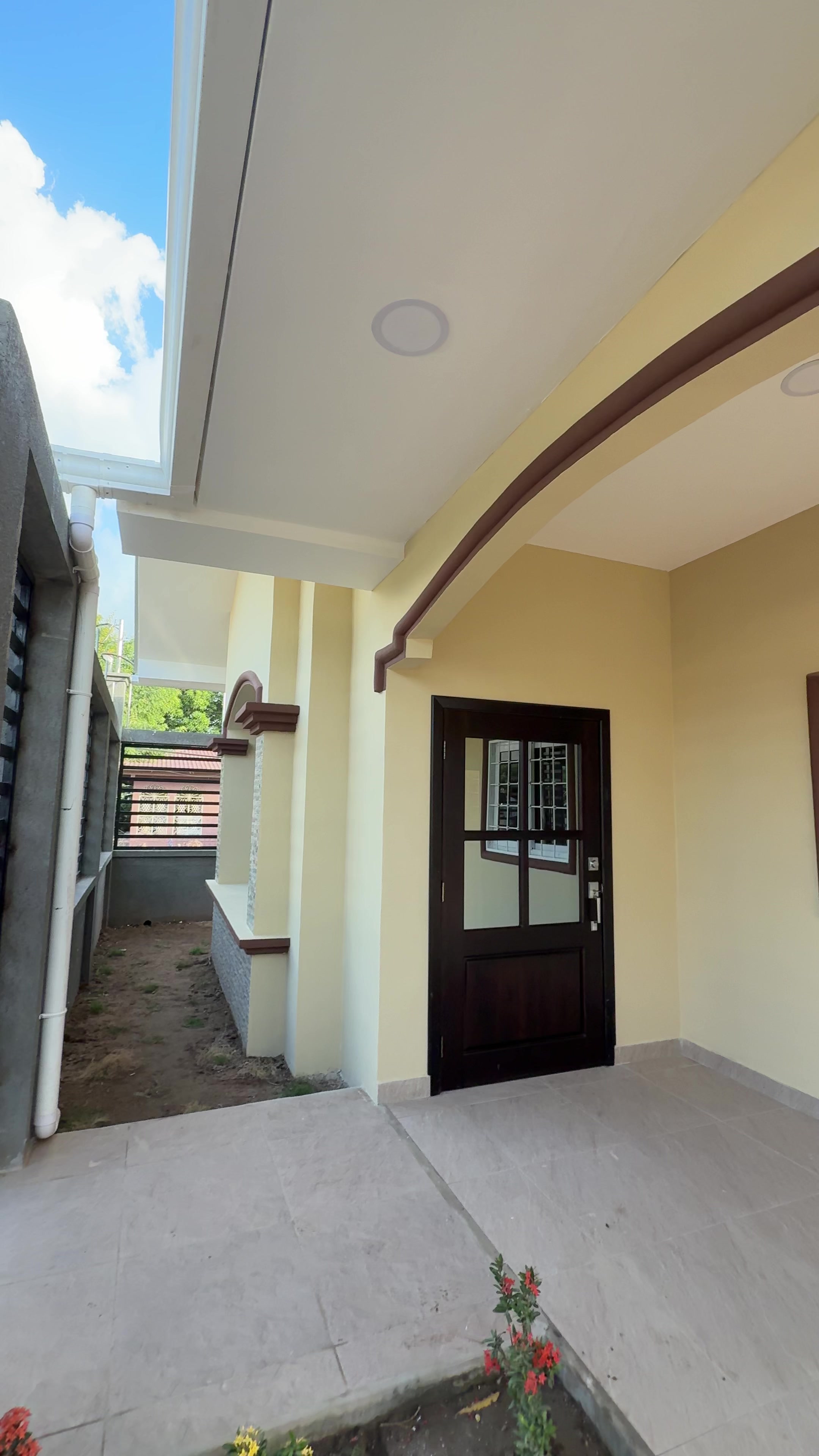 @Bienes Raíces Crisa