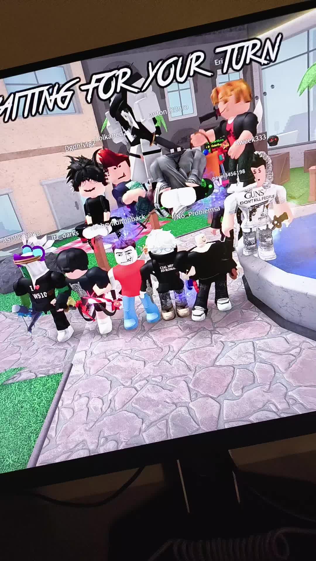 @FR0M1X