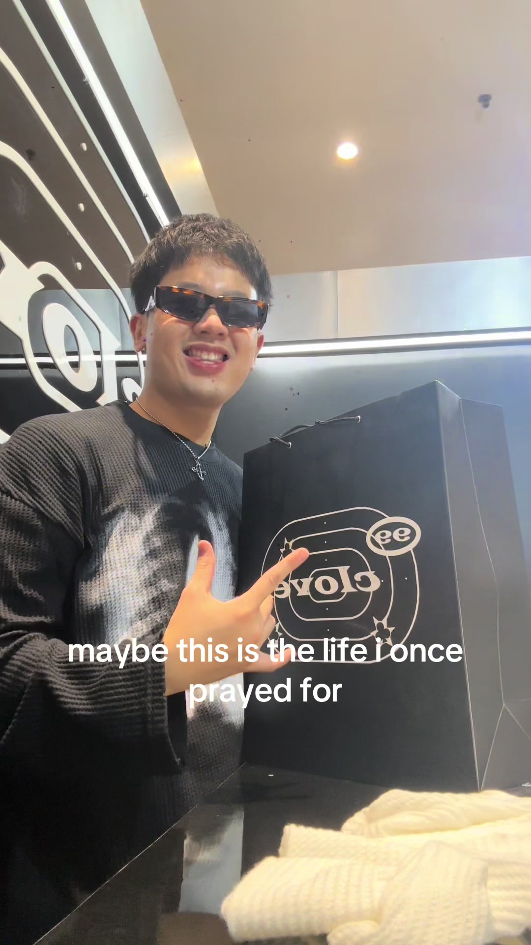@daev