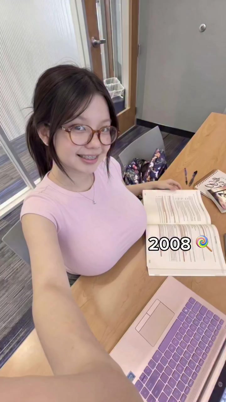 @Eva_Chewy