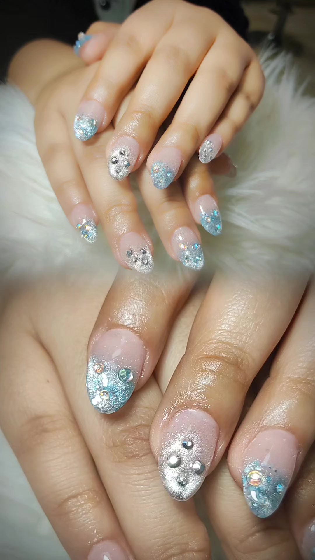 @UvitaNails