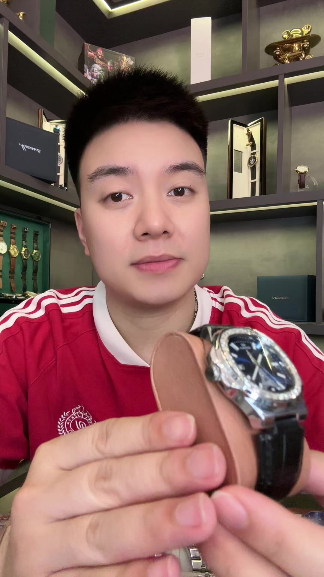 @Tân Đồng Hồ 2