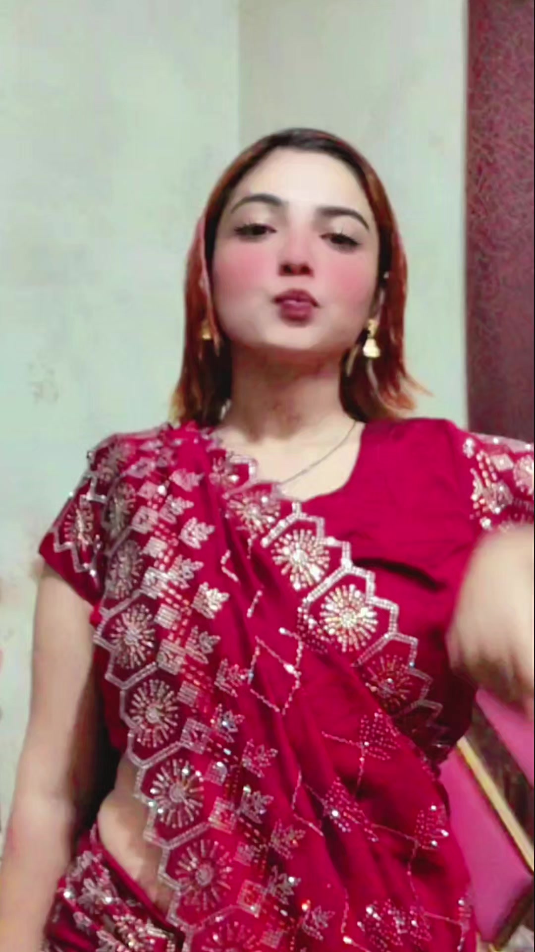 @Akhi Akter