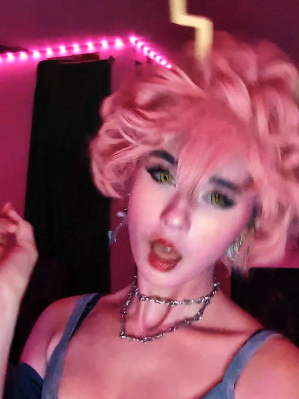 @•♡•