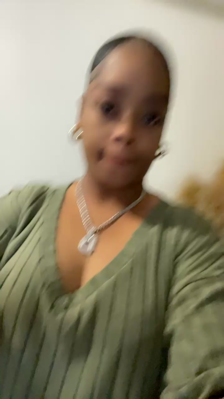 @DeeDee