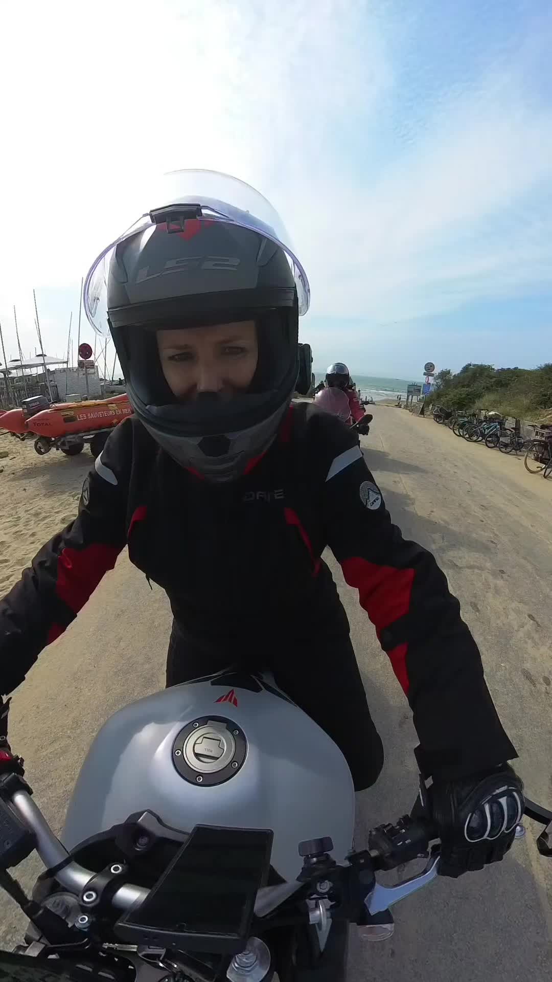 @Debbie - Yamaha MT09