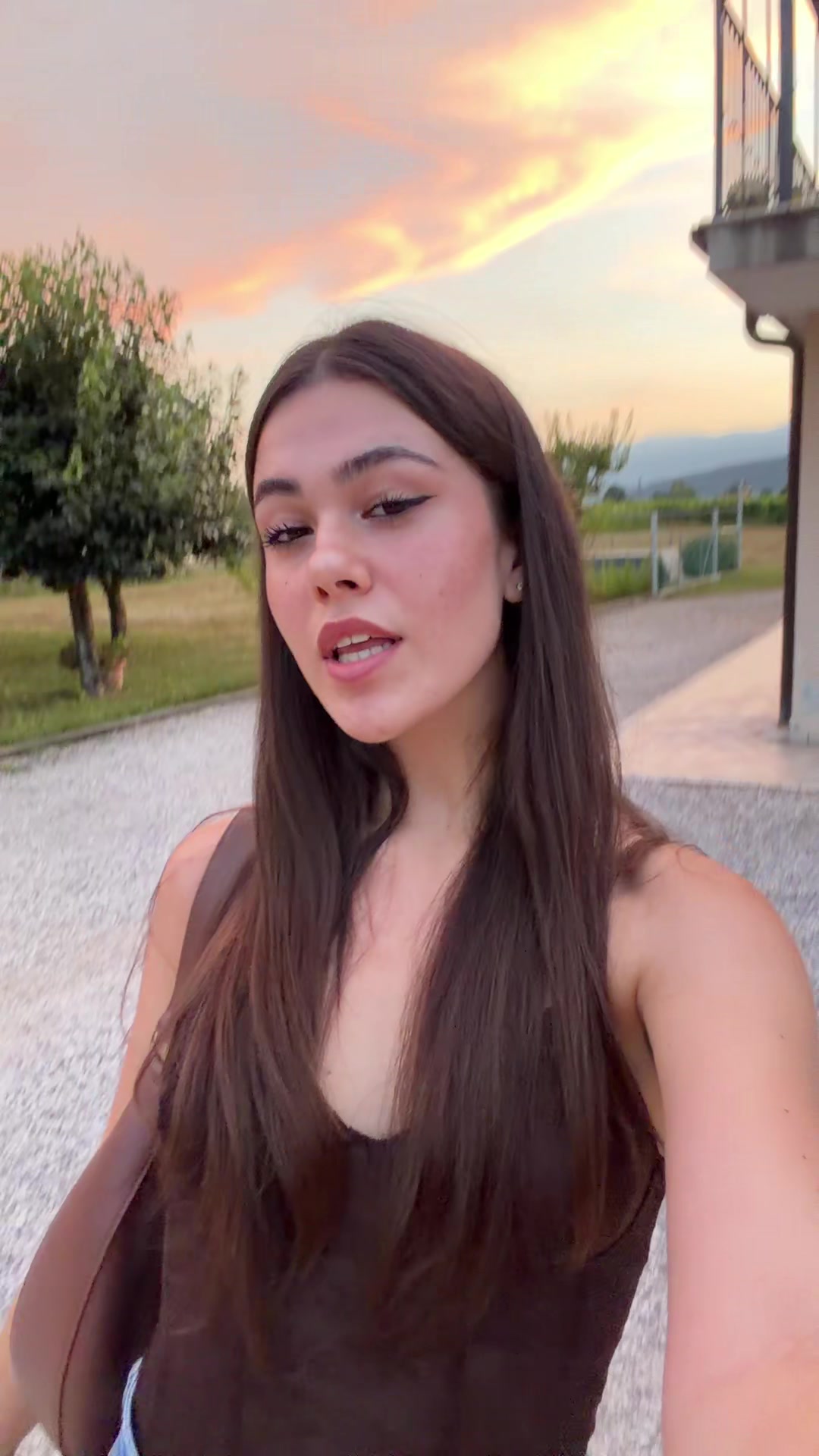 @anna