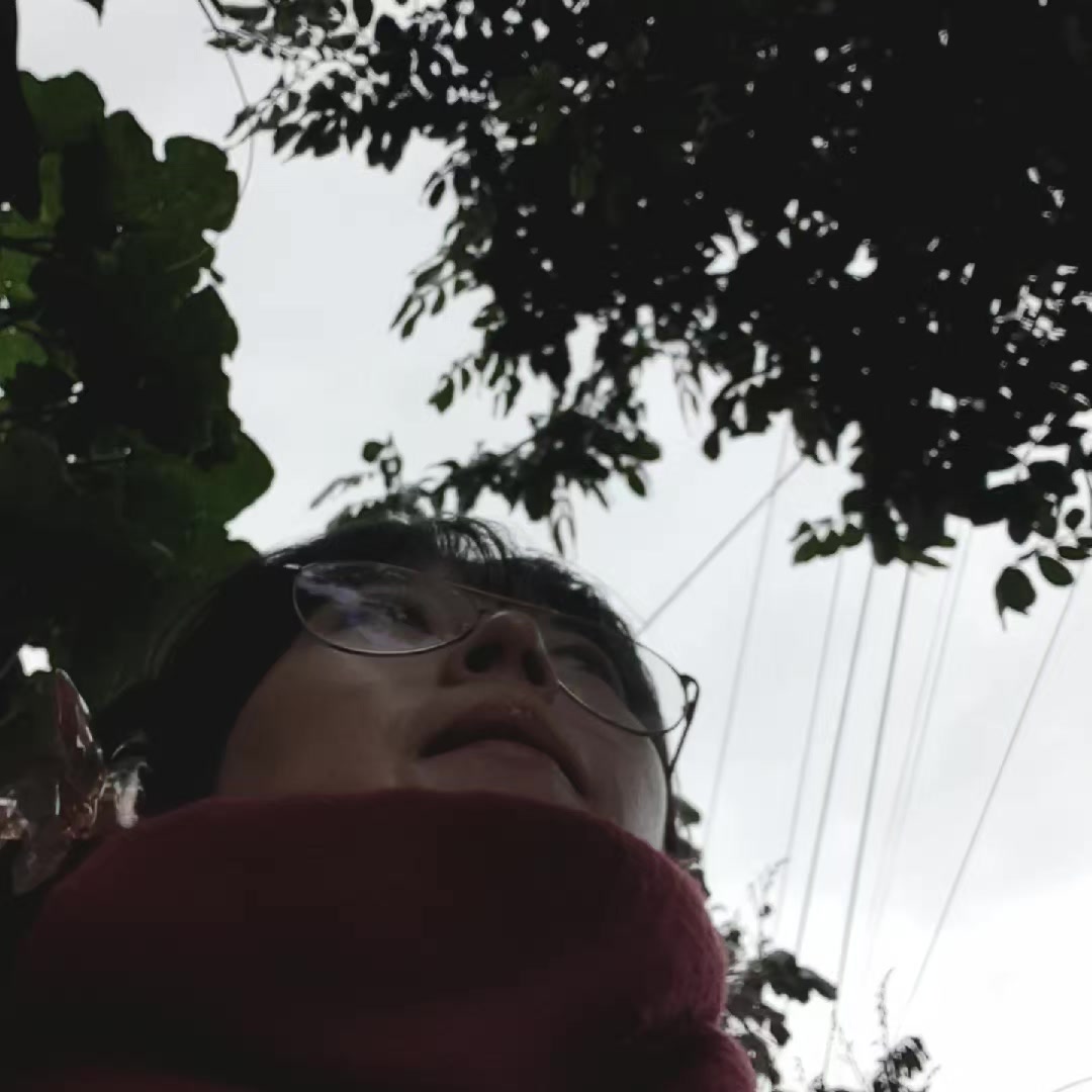 @Naydú🖤🌱