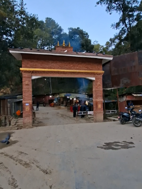 @hamrojatra.com