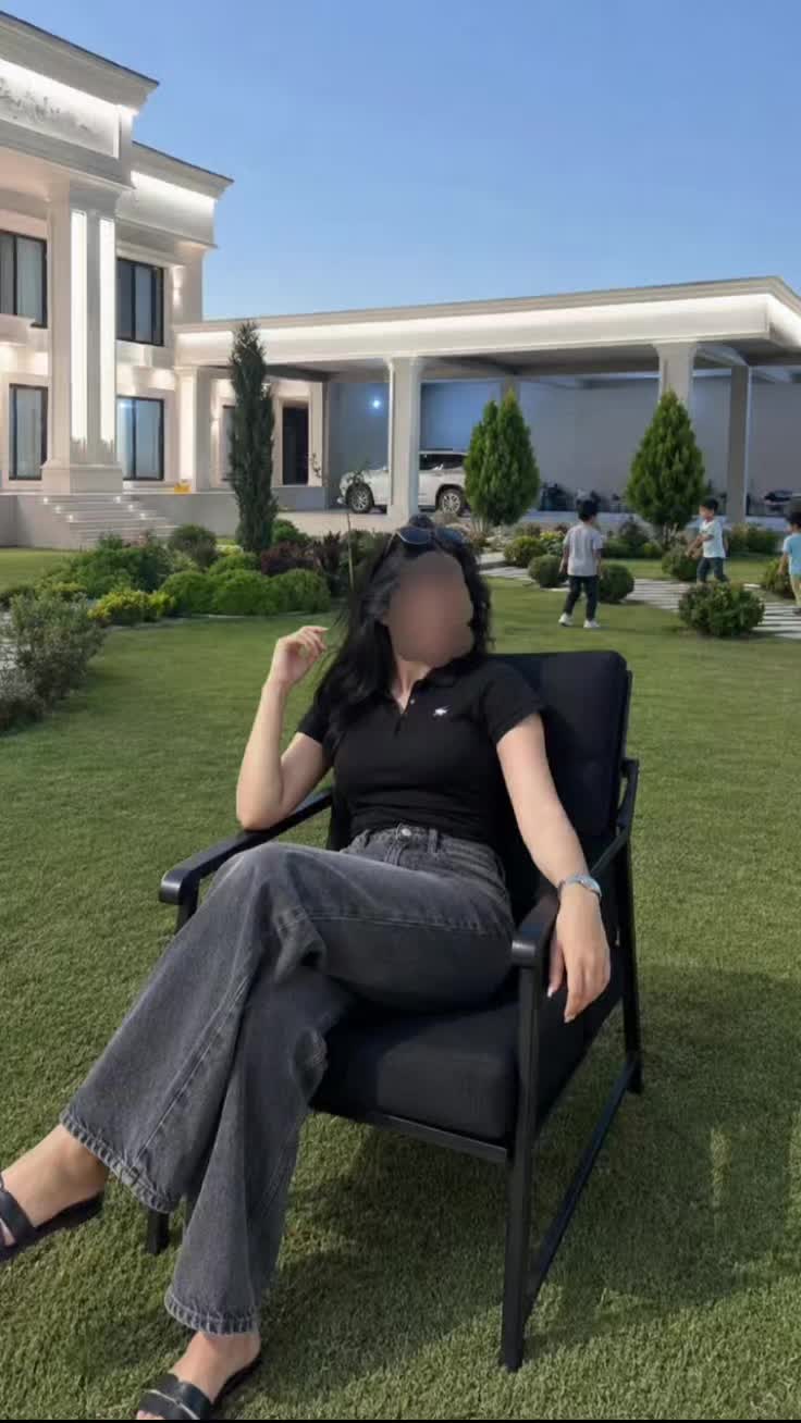 @𝐄M𝑨𝑵 ايمان👸🎀