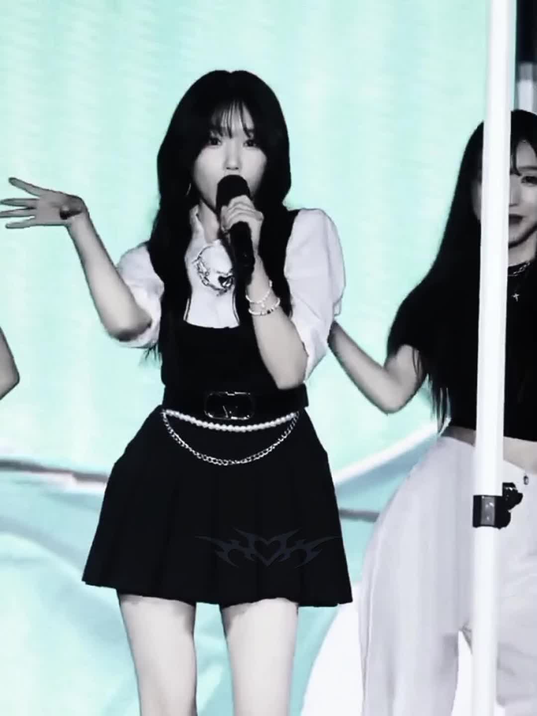 @Yuri 🖤