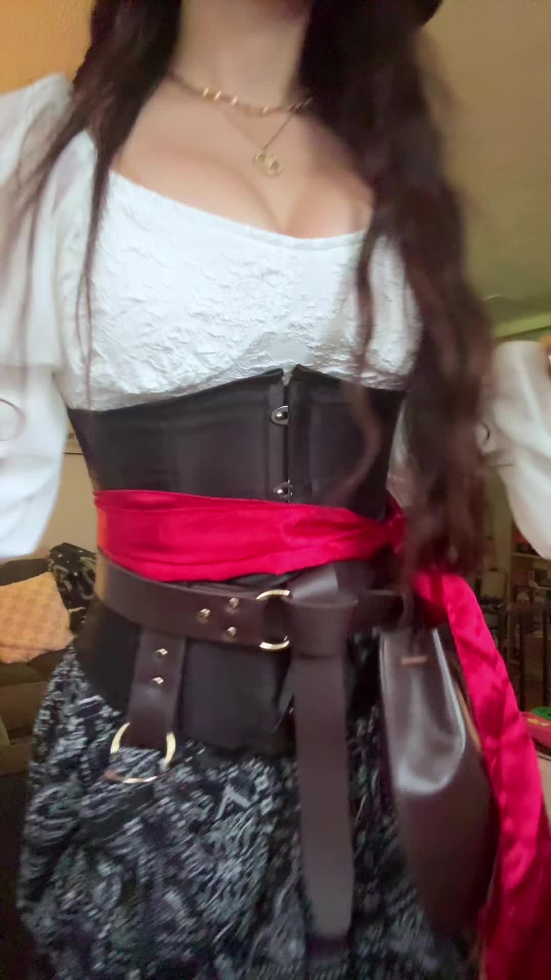 @Cierracosplay🎃✨