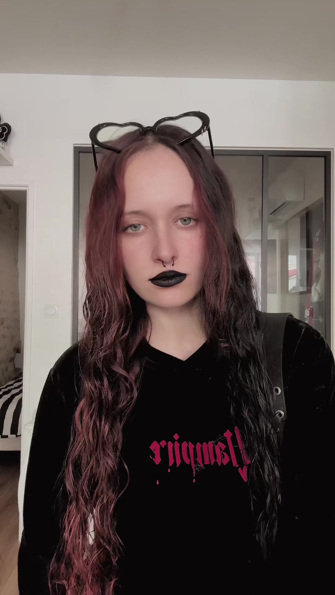 @🦇 𝔐𝔞𝔯𝔦𝔫𝔢 - Goth Girl