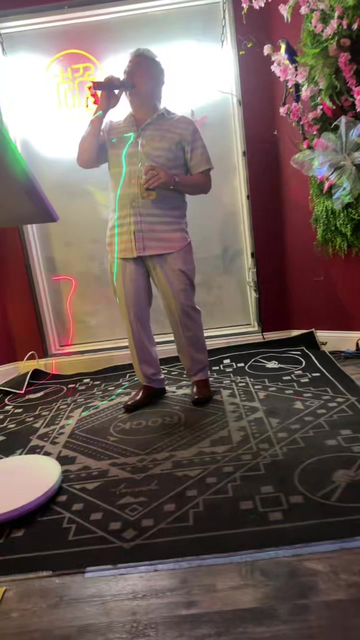 @🎼 𝔄𝔫𝔥 𝔏ã𝔫𝔤 𝔗ử 🎼🇺🇸