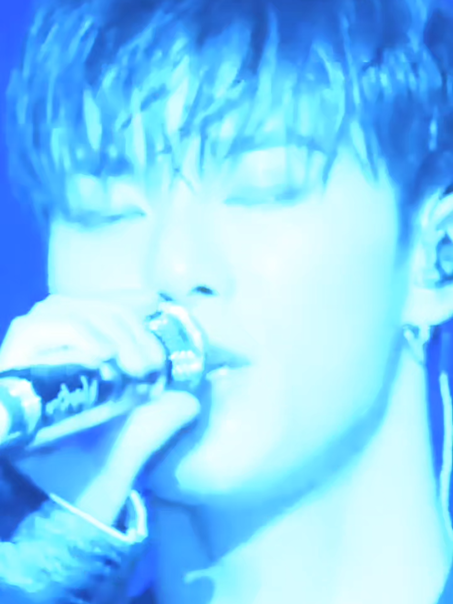@C&Aacute;PSULADELOSRECUERDOS:MOONBIN