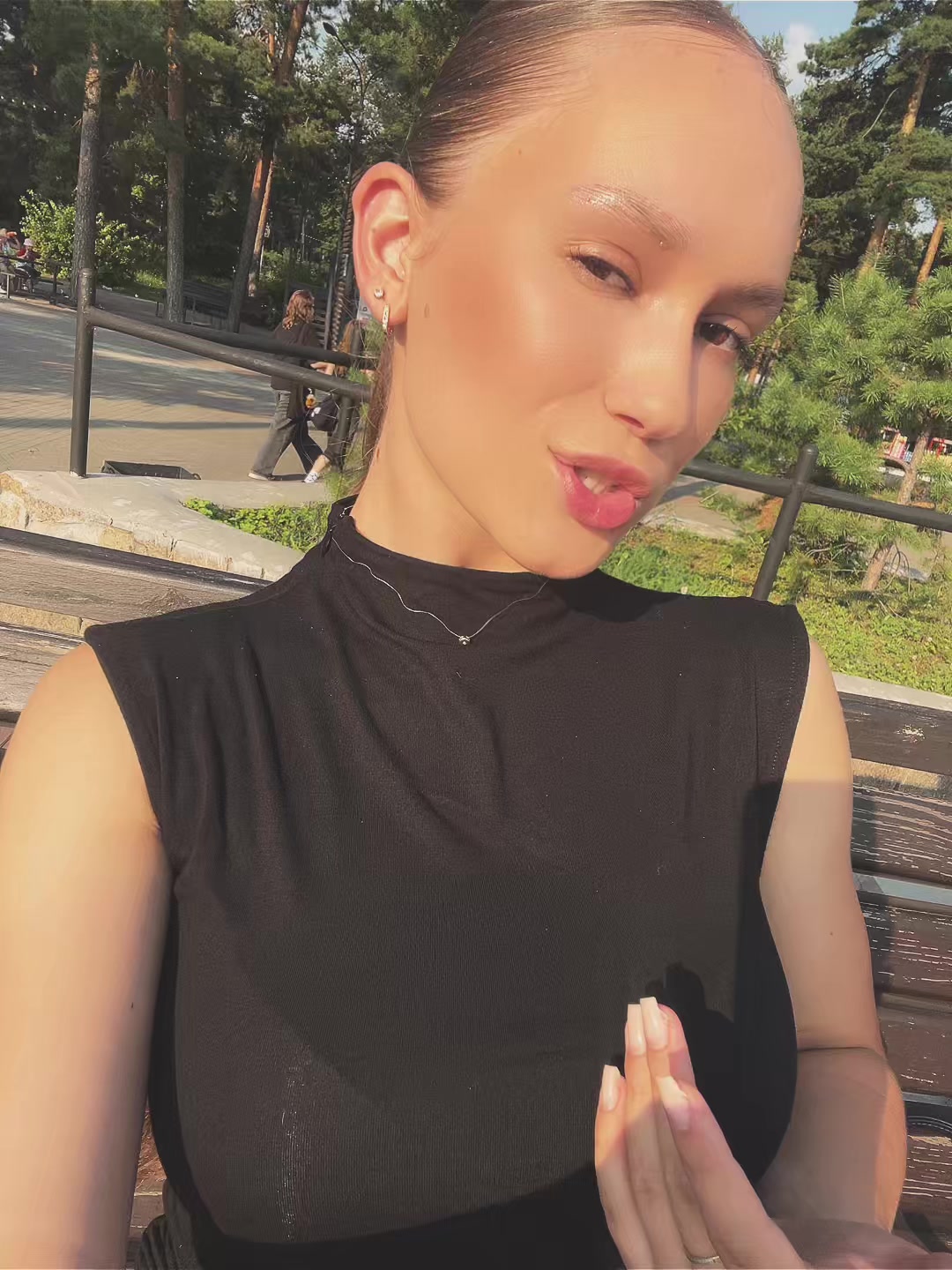 @Вэл