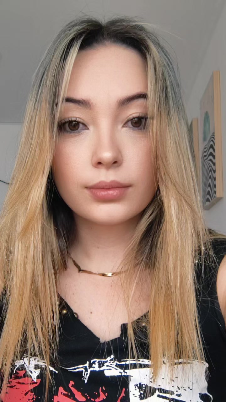 @lauraagu🖤🤟🏻🦂