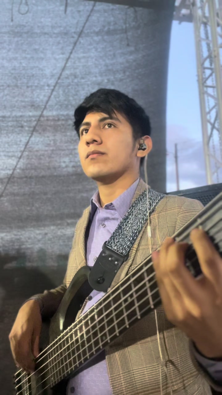 @Rubén Velásquez 🎸