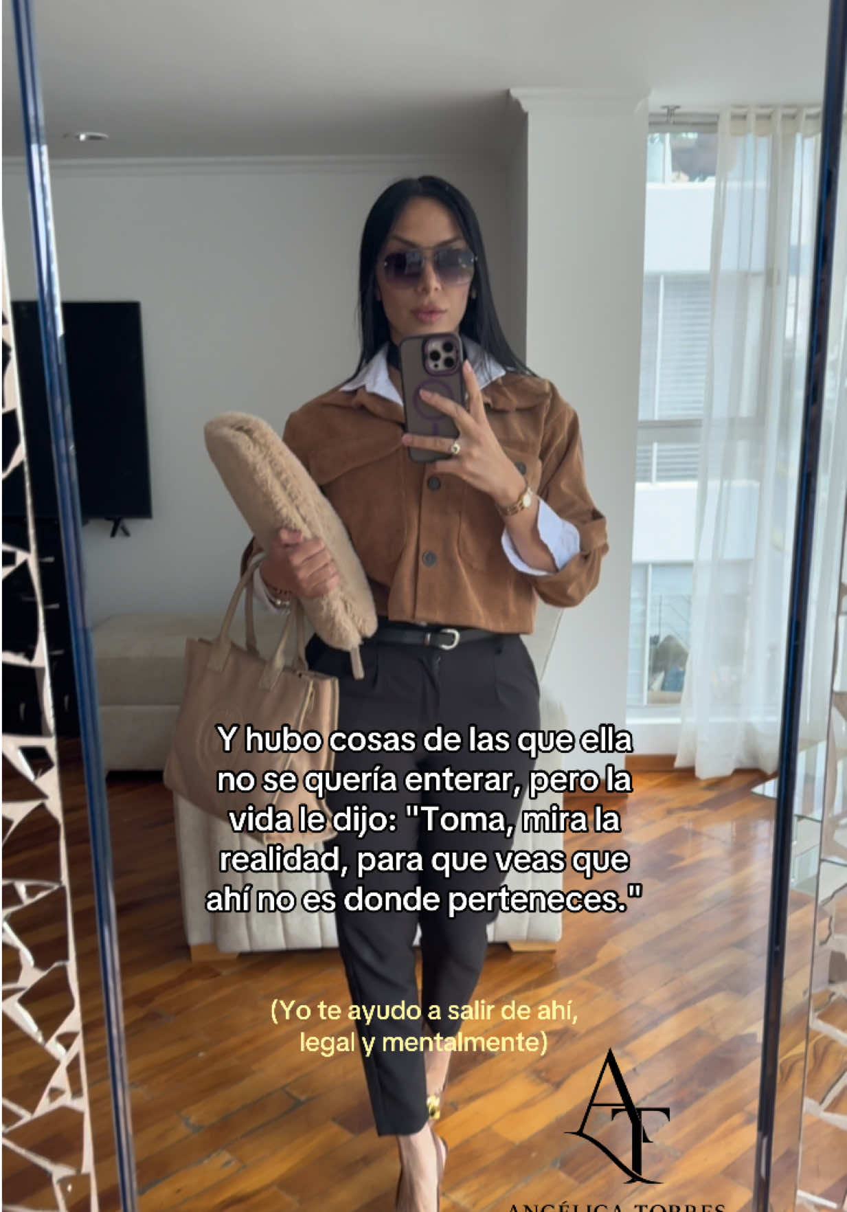 @Abogada Angélica Torres