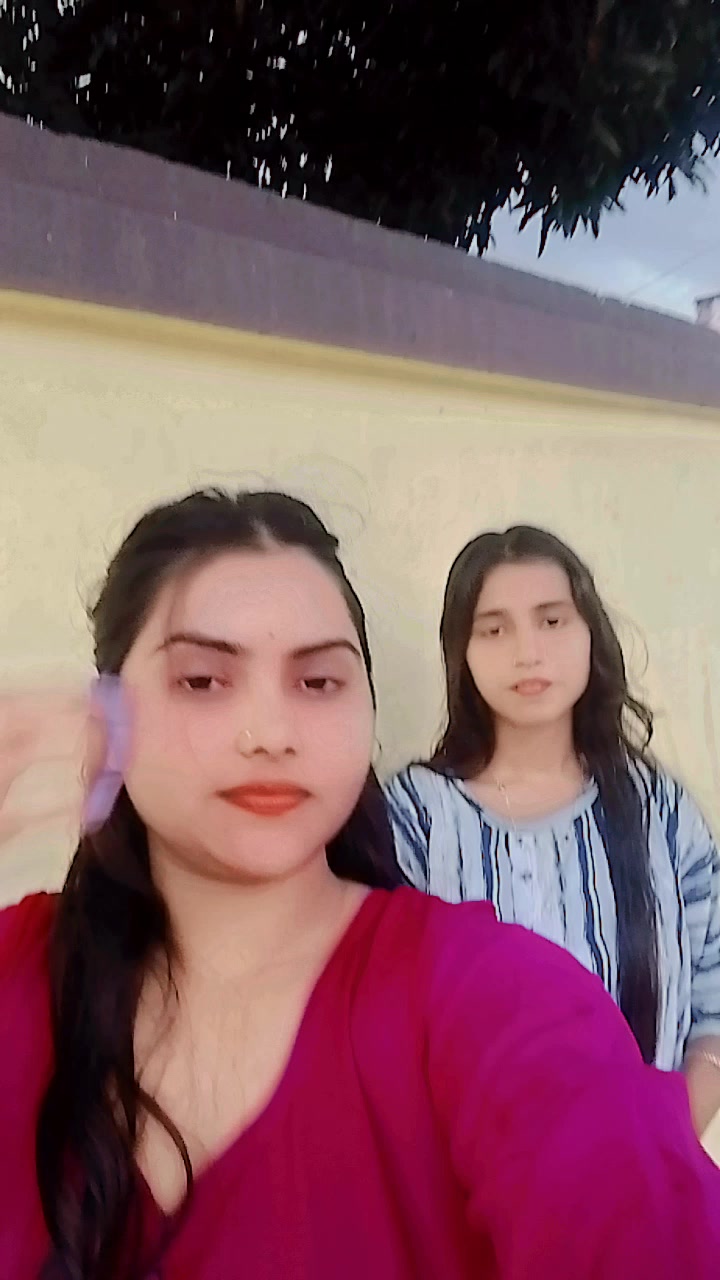 @Aarti🦋