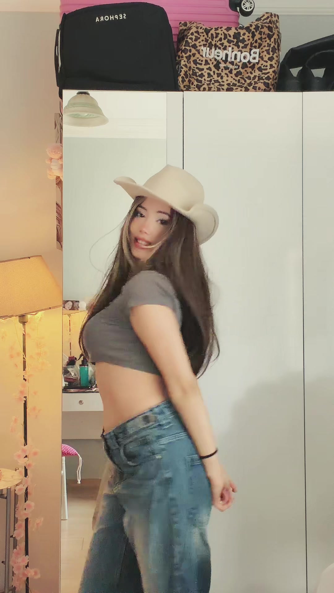 @mis