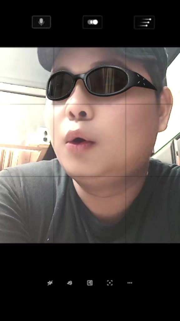@Leykhoo