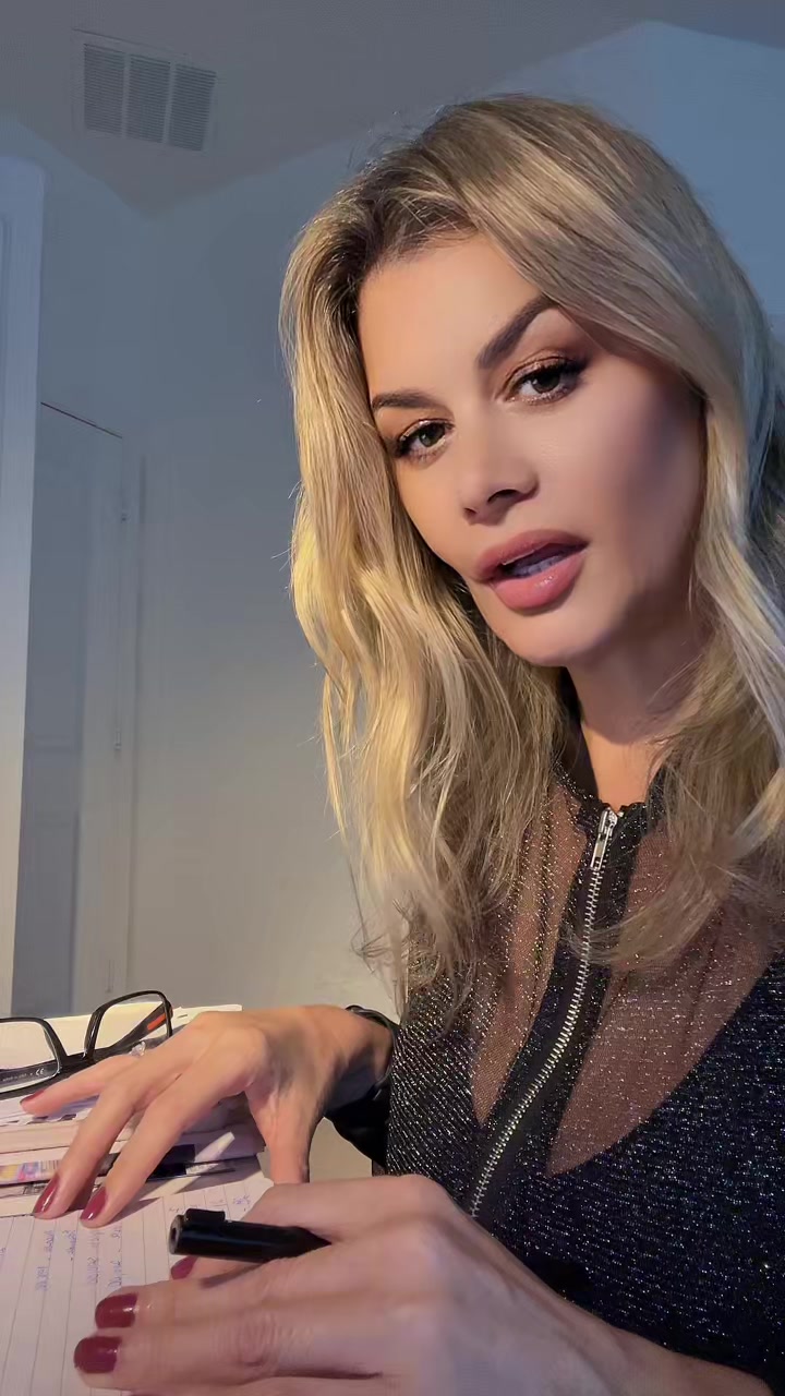 @Elisa marcela