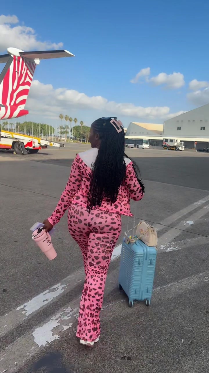 @Lala🧸