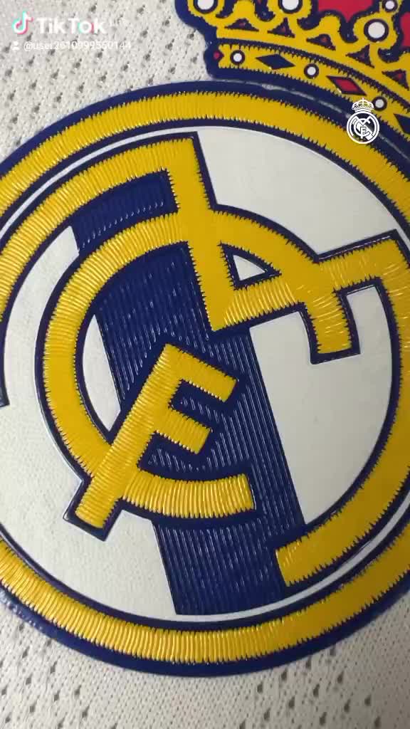 @user2610999550144