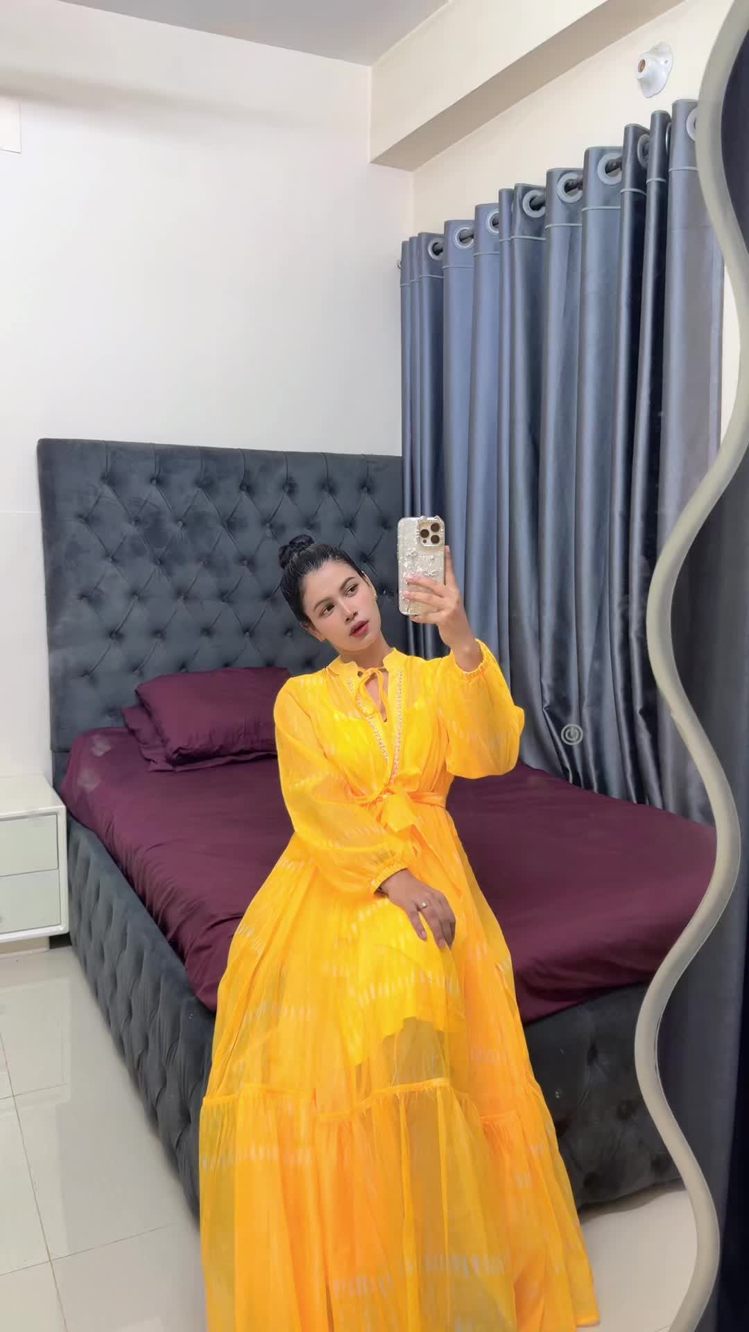@tahi_smiling_girl