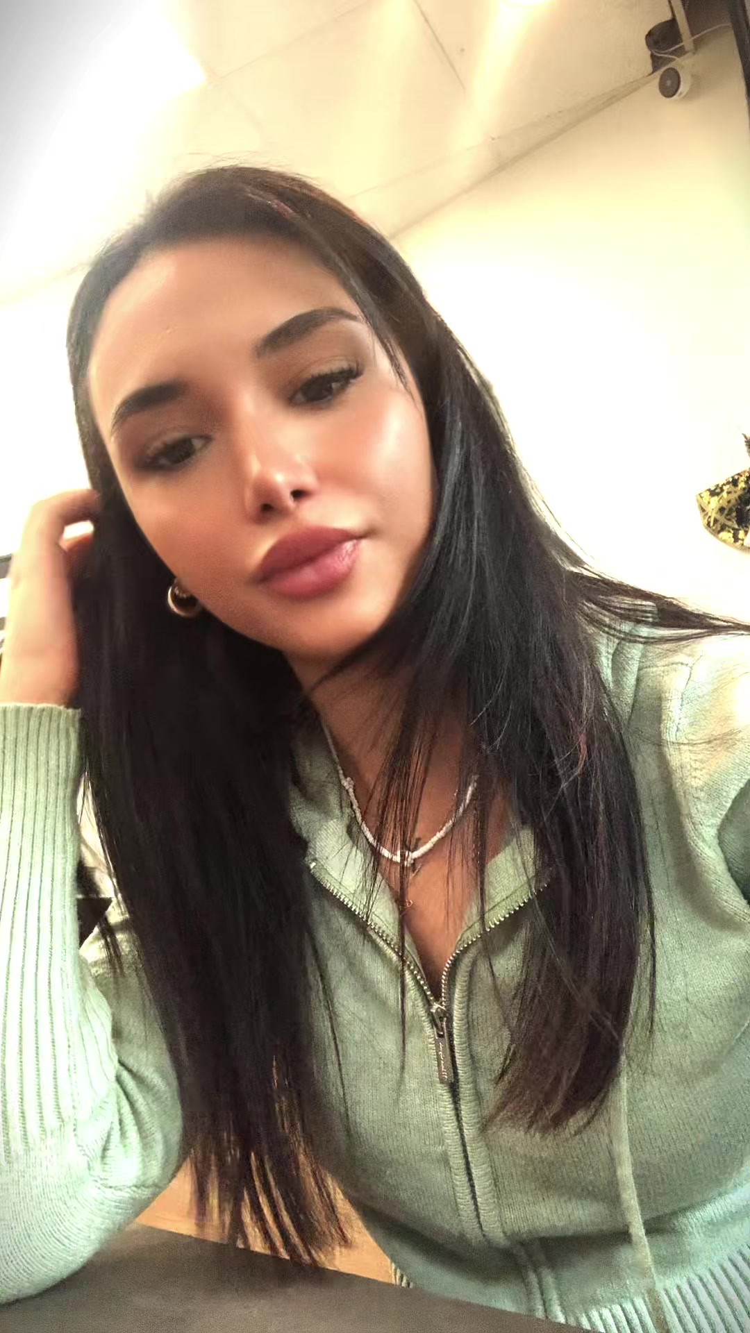 @Cansuuuii1