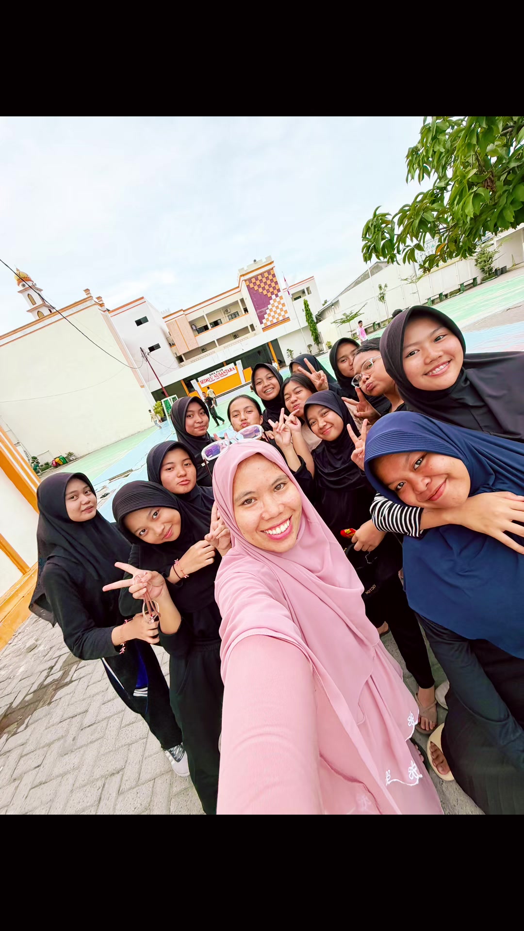 @Harianti Wira Pratama, M. Pd