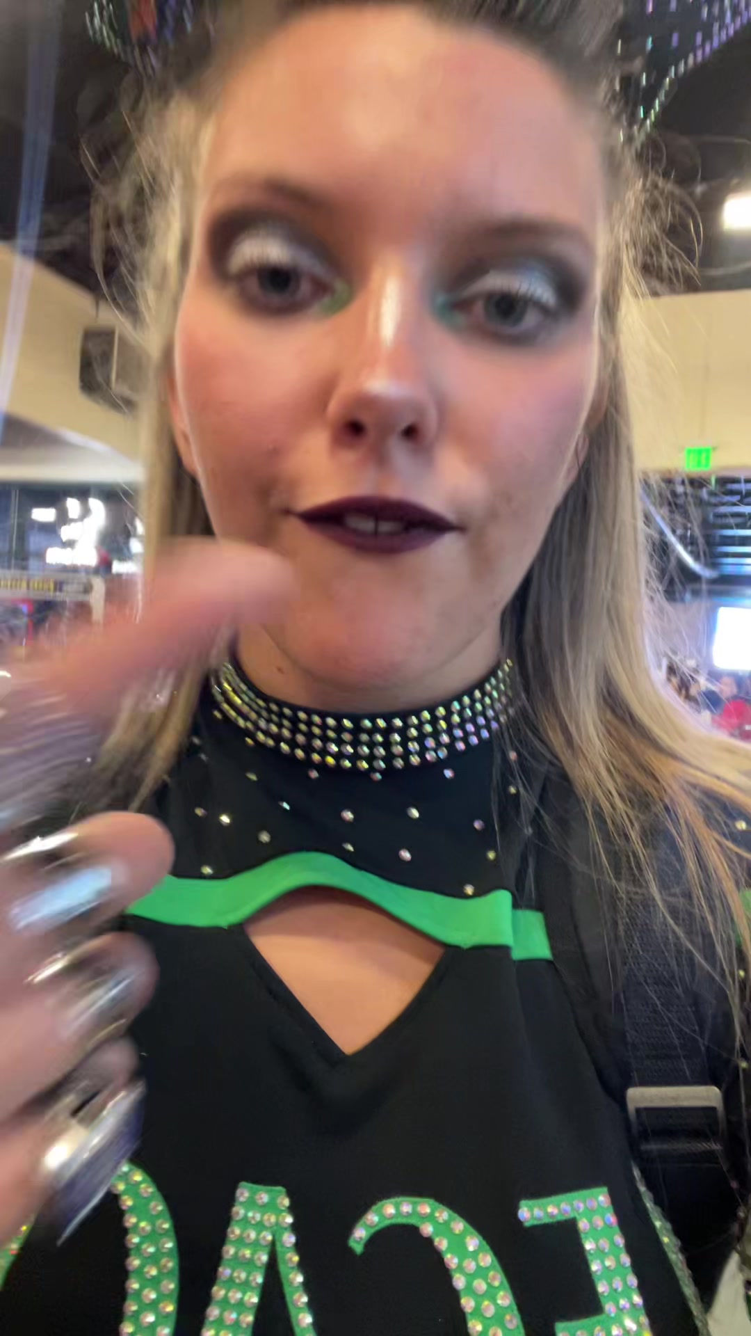@chlo 🦦