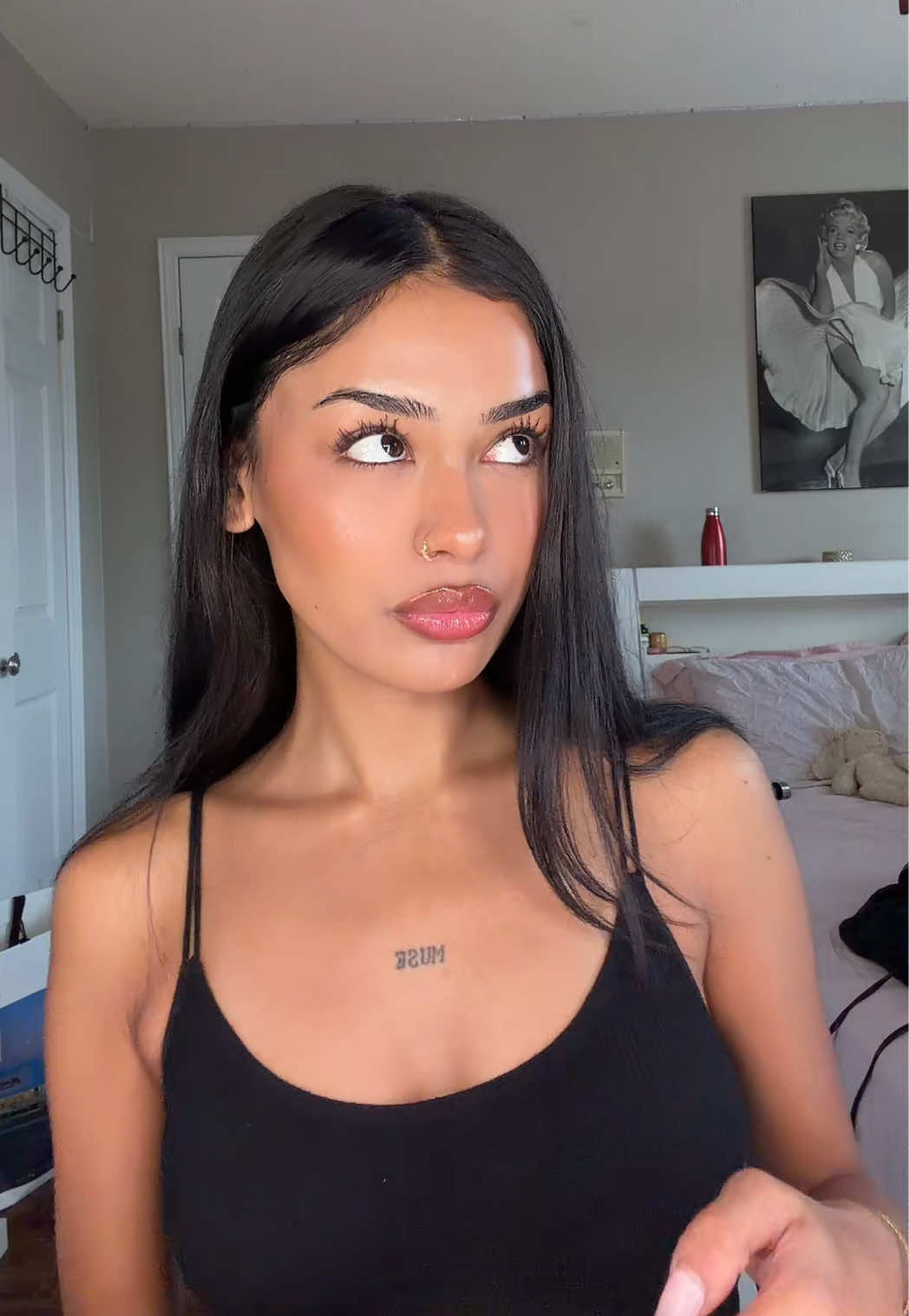 @Divya 🫧