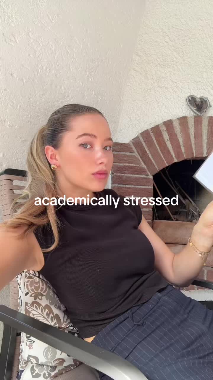 @EMILIE VIKTORIA